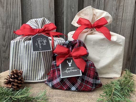 It's a ReWrap! Sustainable Christmas Wrap. Fabric Gift Wrap Bags. Reusable Gift Bags. Christmas G... | Etsy (US)