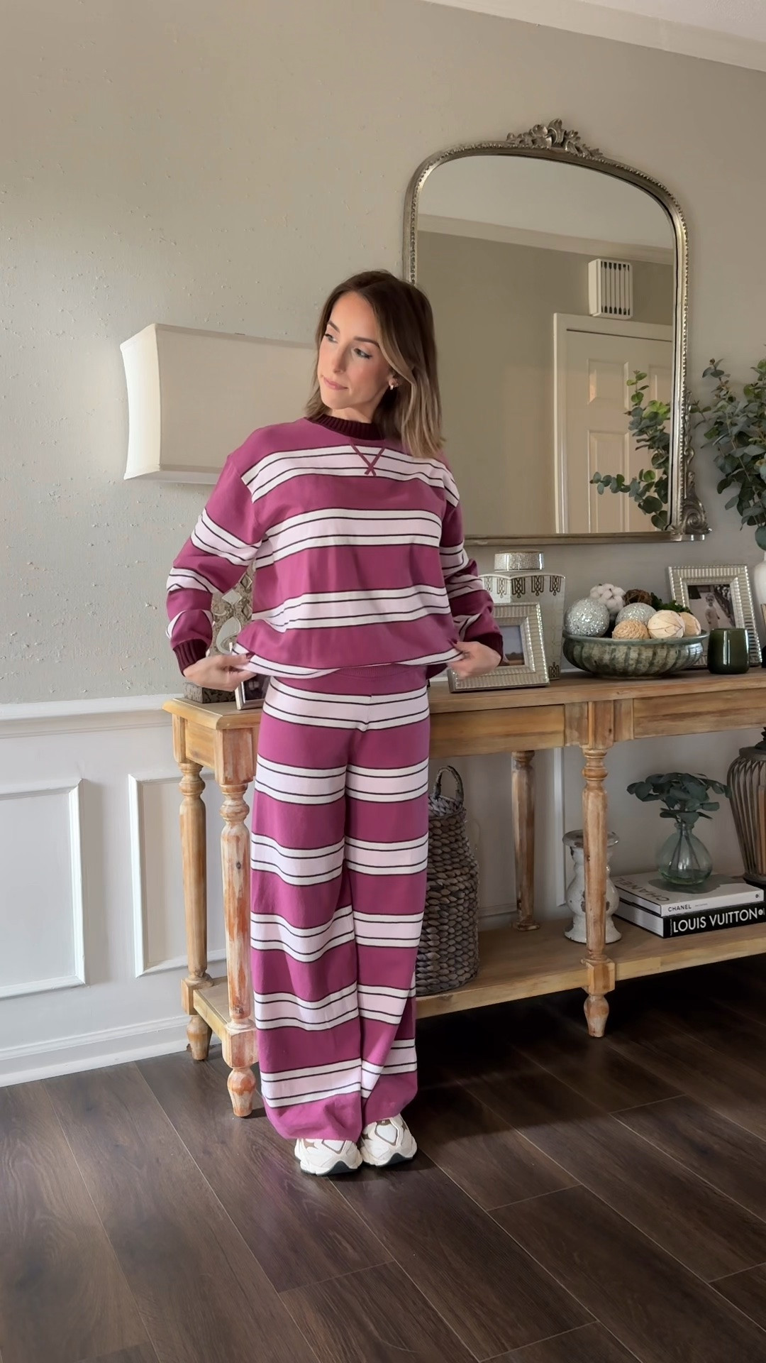 Calling all moms! THE comfiest on the go set- I’m obsessed 



@Aerie @ae American eagle, aerie, mom life, sets, comfy, cozy set, sale alert