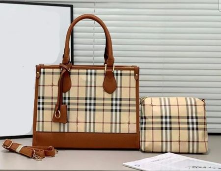 Burberry bag Dupes, luxe for less. #dhgatefind #dhgatebags 

#LTKeurope #LTKfindsunder100