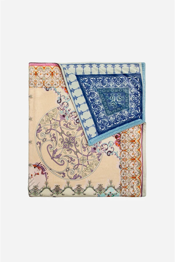 DOWNTON COZY BLANKET | Johnny Was
