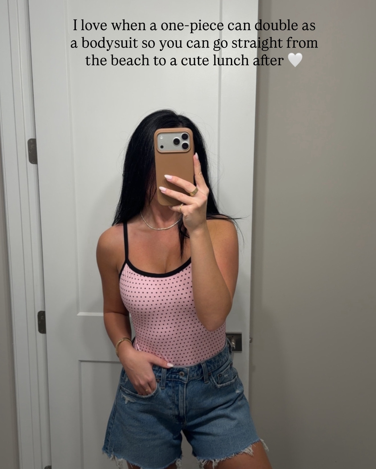 PINK's new limited-edition drop with Frankie's Bikinis 🍒👙

#pinkpartner  @vspink

