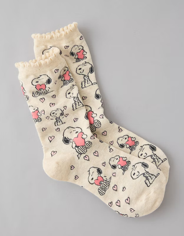 AE Snoopy Valentine's Day Crew Socks | American Eagle Outfitters (US & CA)