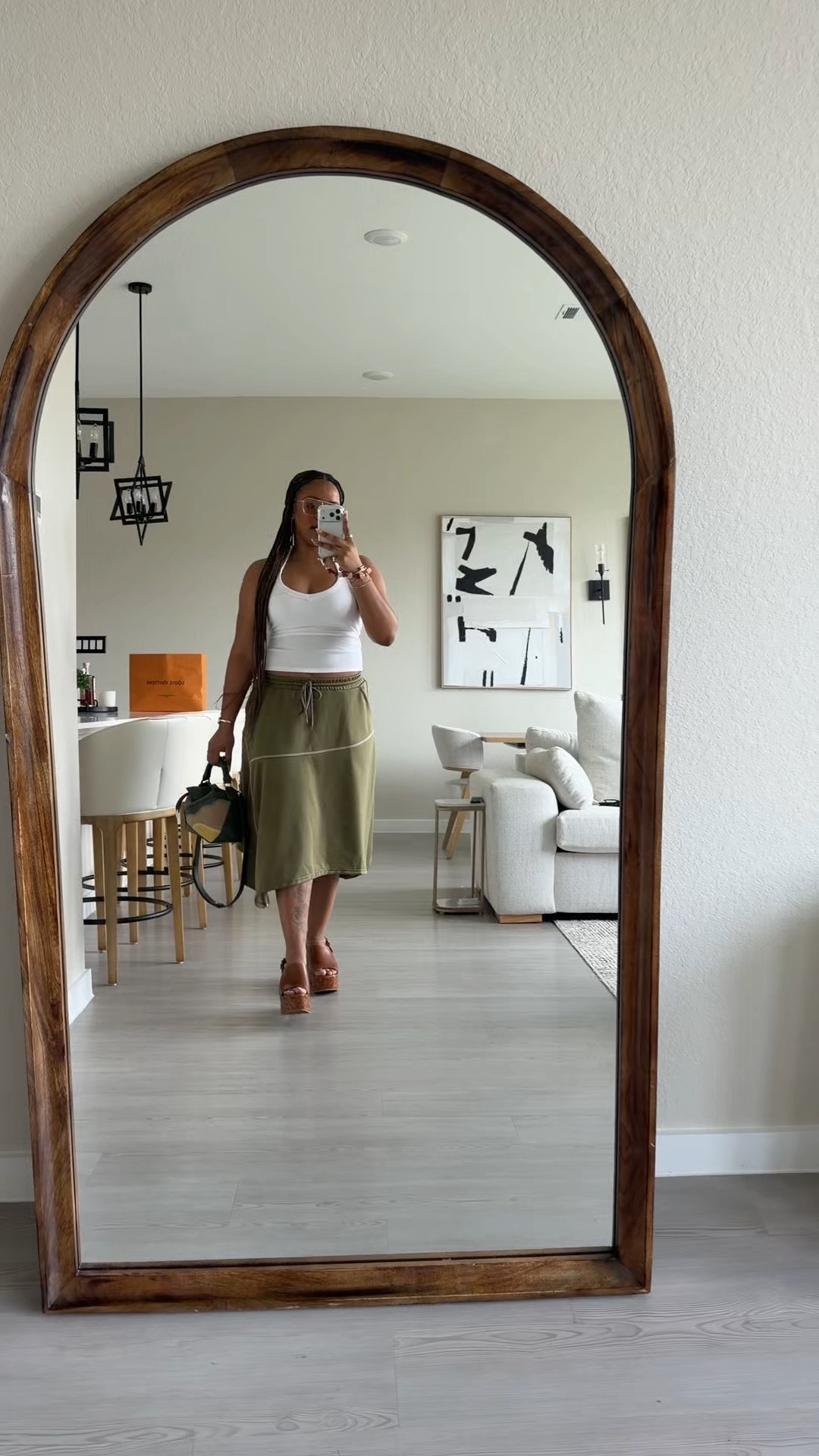 #OOTD mixing the high with the low for a cute but simple outfit combination

#LTKootd #LTKgrwm