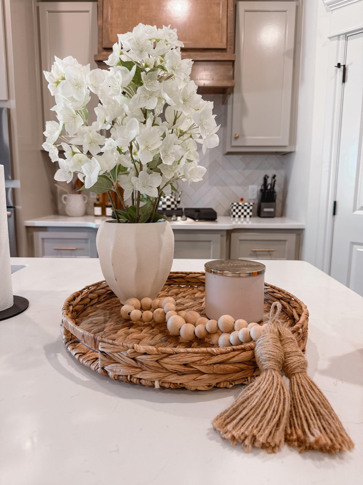 Kitchen Decor - island styling 

#LTKSeasonal #LTKHome