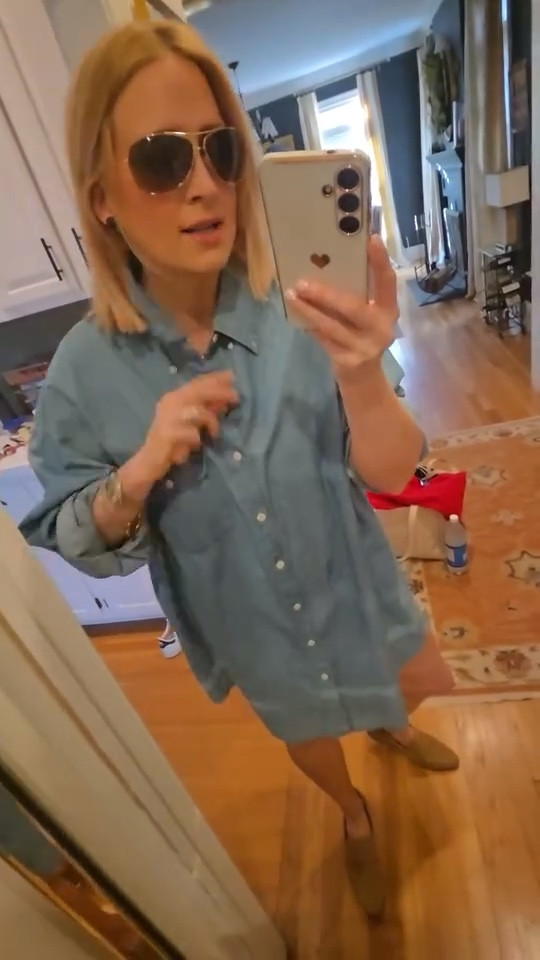 Ladies…. DONT sleep on The men’s department wearing a large oversized men’s shirt as a dress is such a fun and often more and expensive option￼