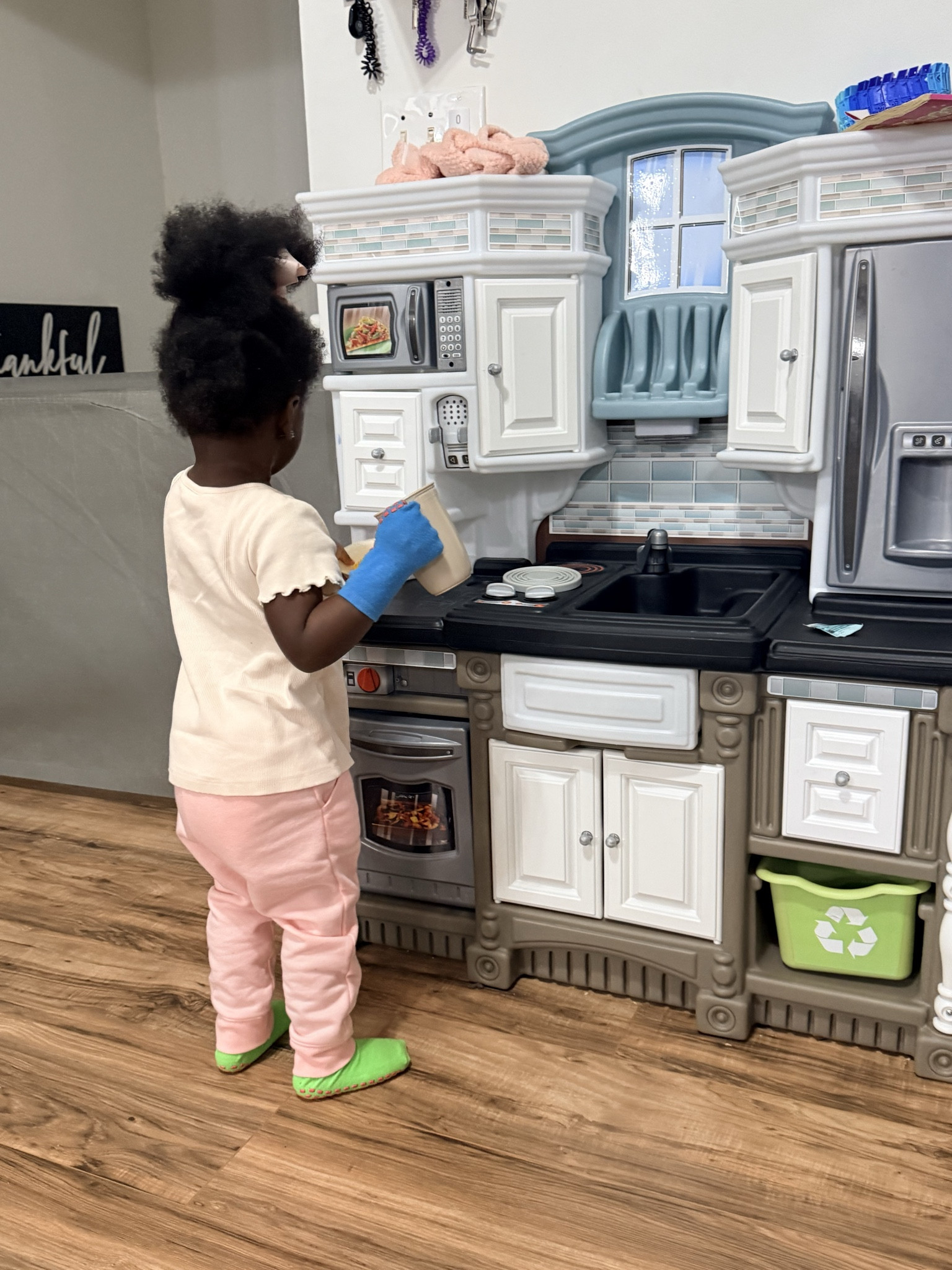 The cutest play kitchen 🍳✨
Perfect for pretend play, learning through fun, and keeping little ones entertained for HOURS. It’s one of those toys that never gets old and grows with them.
I linked our favorite play kitchen on LTK.

#PlayKitchen #ToddlerFavorites #LearningThroughPlay #KidsPlaytime #ToddlerToys #GiftIdeasForKids #LTKkids #LTKfinds #LTKshopping #ShoppingWithPriiincesss #AtlantaMom #AtlantaCreator

#LTKBaby #LTKKids #LTKmomlife