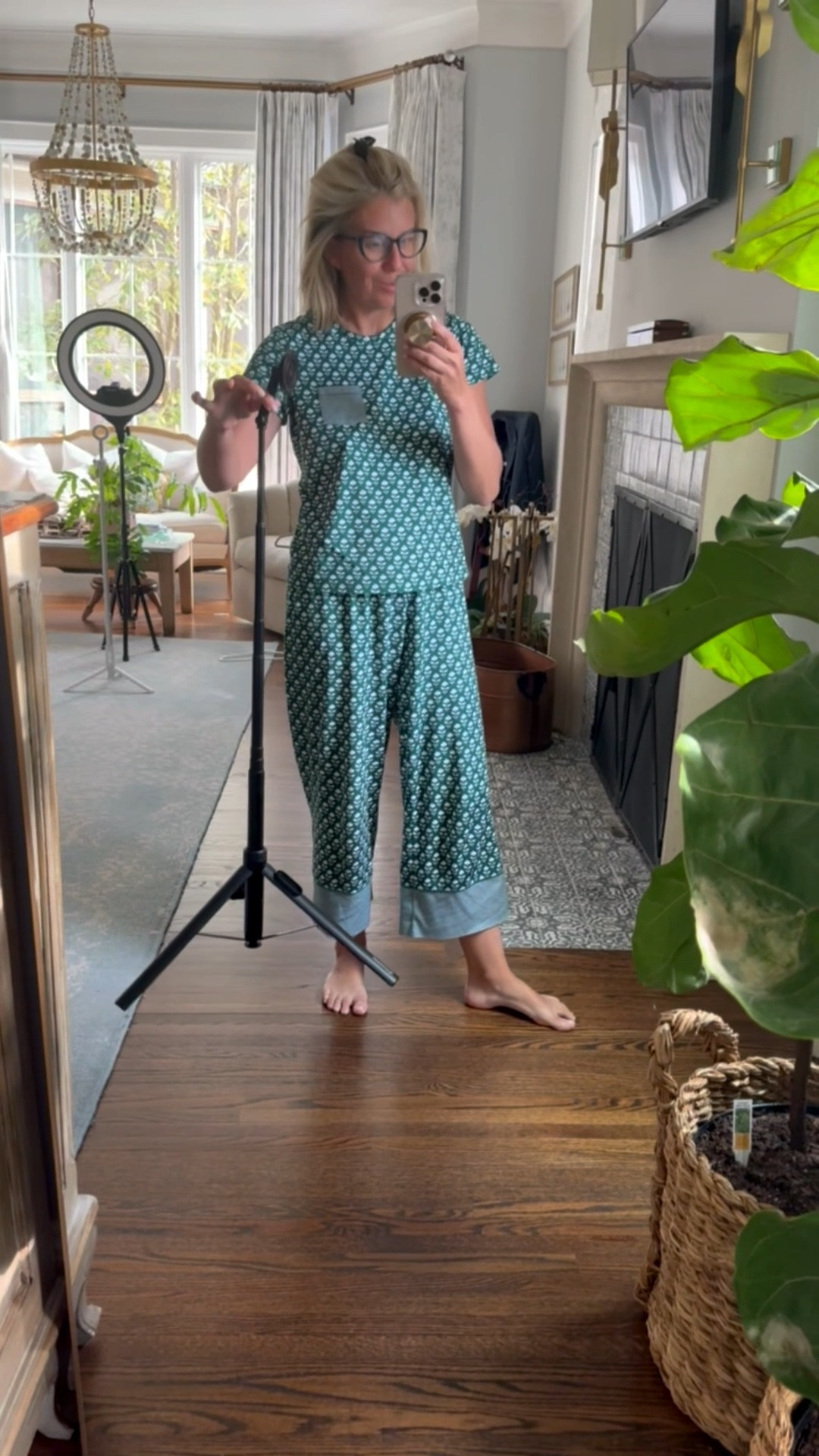 Slow start over here today but sometimes a chat with a friend is just what we need. 
Code CE-MIXANDMATCHMADNESS  for 20% off sitewide at Cozy Earth

#LTKHome #LTKdayinmylife #LTKmorningroutine