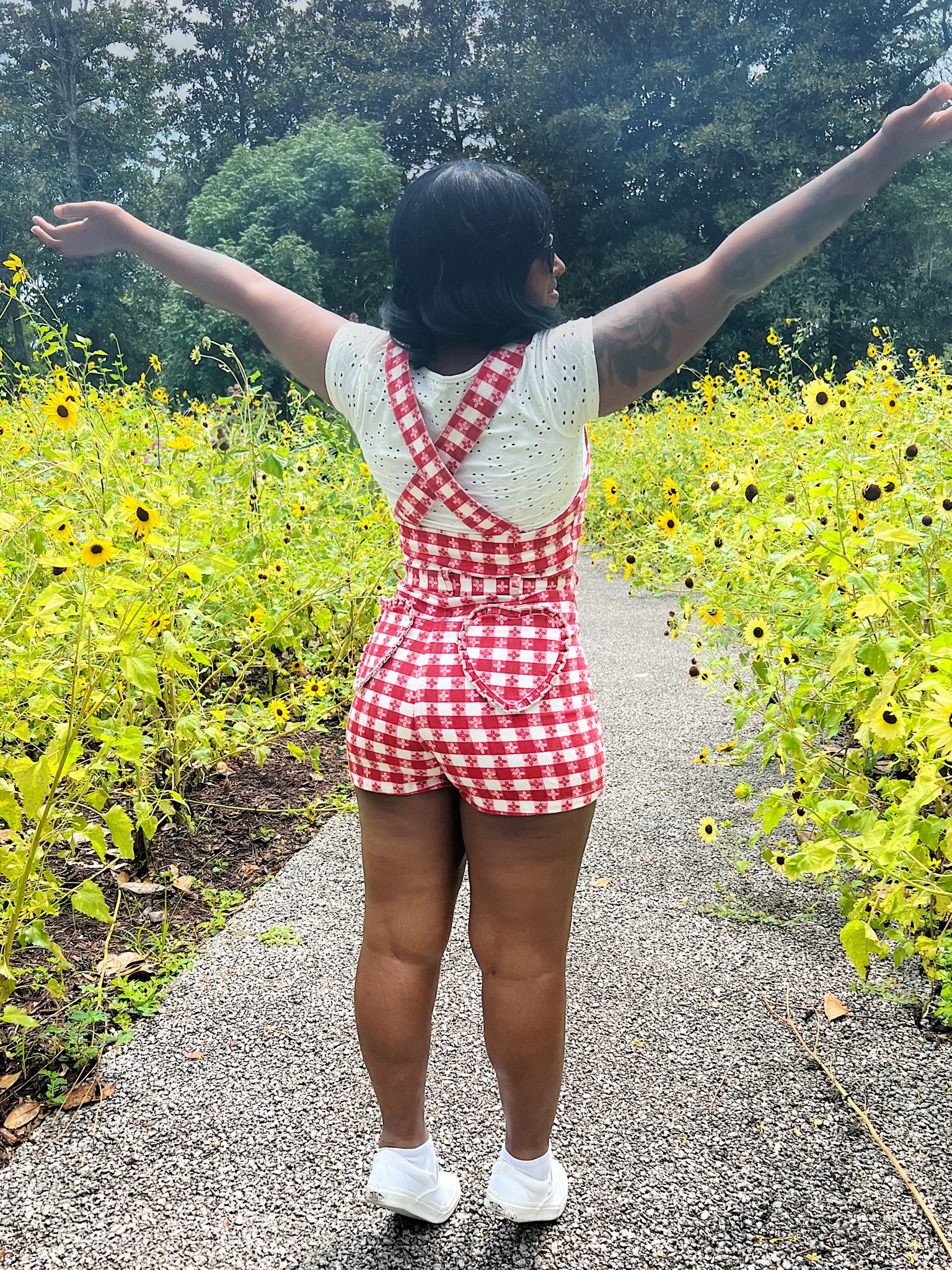 This may be the cutest romper I’ve ever worn! Peep the heart shaped pocket in the back 😍 I’m a sucker for gingham!

#LTKSeasonal #LTKFind