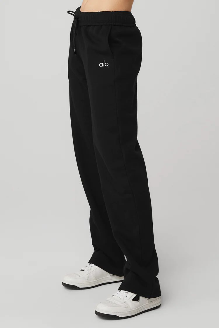 Accolade Straight Leg Sweatpant - Black | Alo Yoga