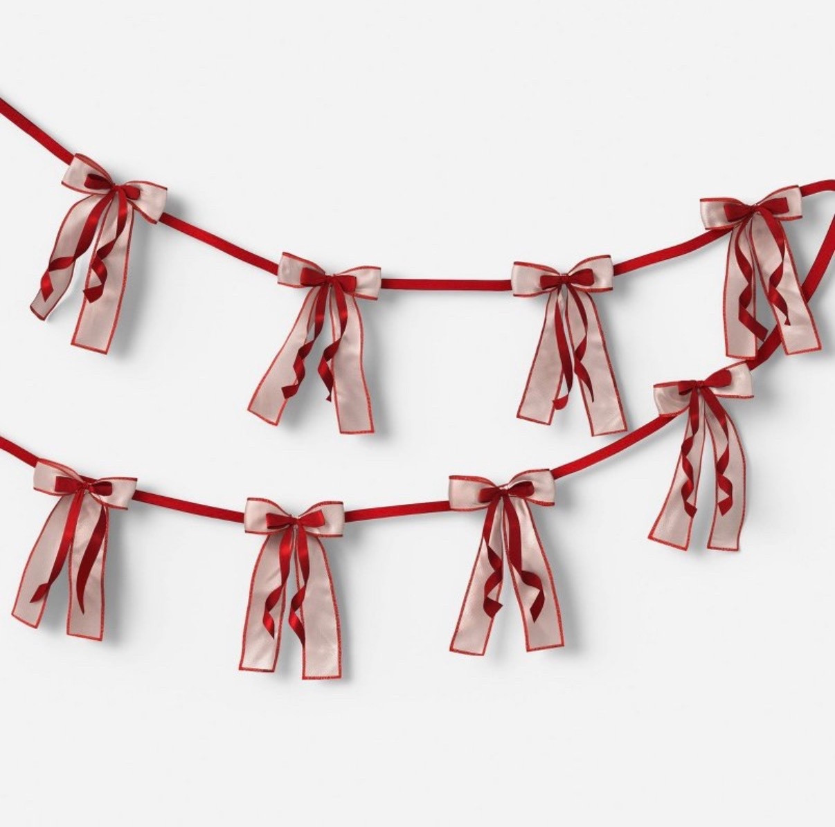 Here comes the Valentine's Day ribbon garland!