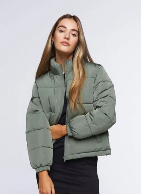 Puffer jacket under $30// comes in SO MANY colors. Very on trend right now. 

#LTKHoliday #LTKunder50