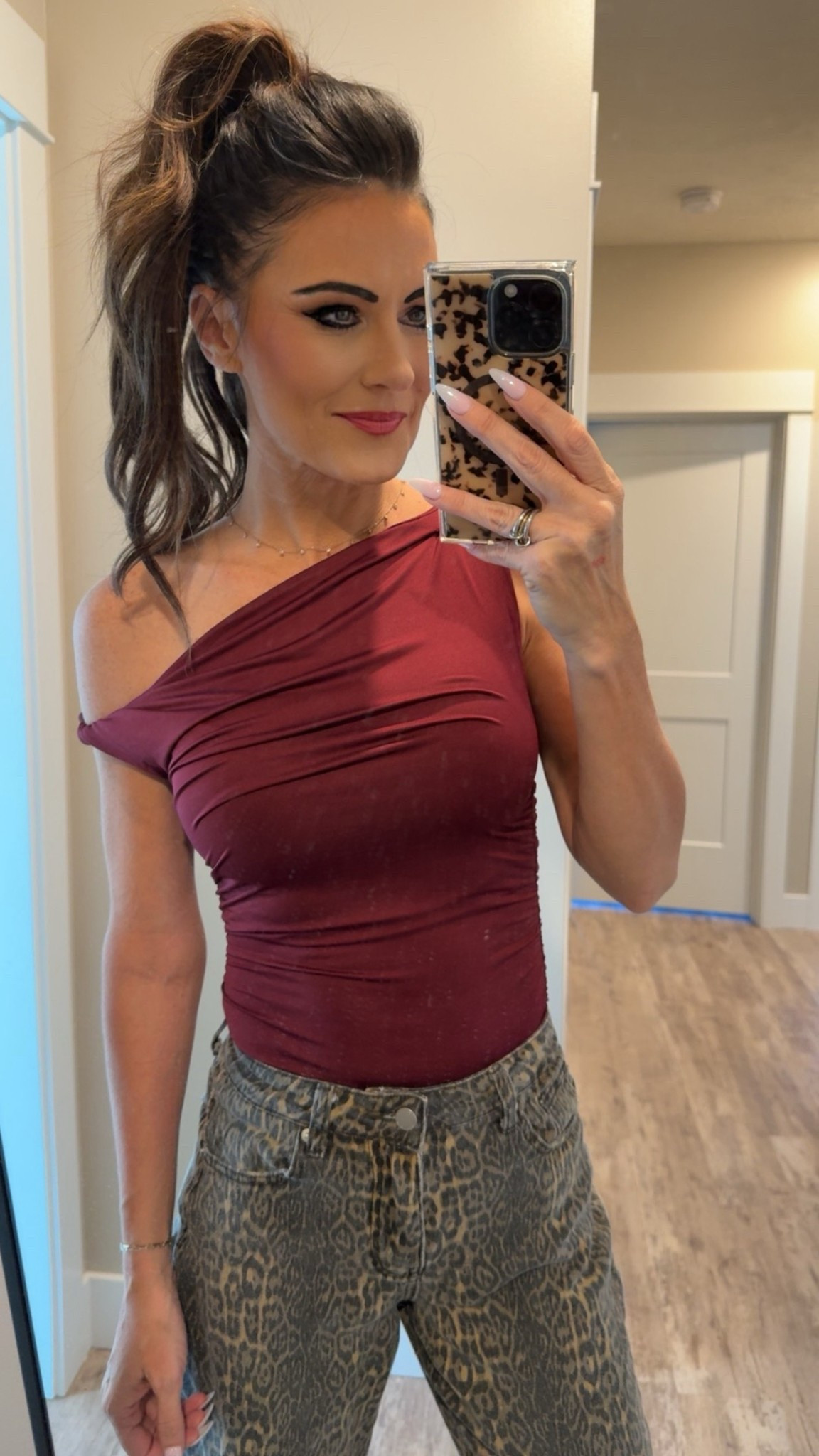 This top!
I’m obsessed!
The wine color is 🙌
Fall family photos
Date night
Fall outfit

#LTKFindsUnder50 #LTKStyleTip