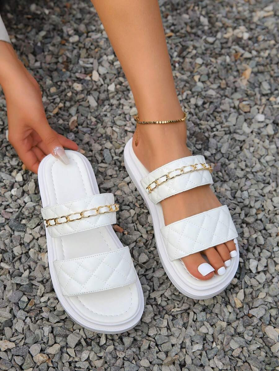 Women Quilted Chain Decor Flat Sandals, Fashion White Slide Sandals | SHEIN
