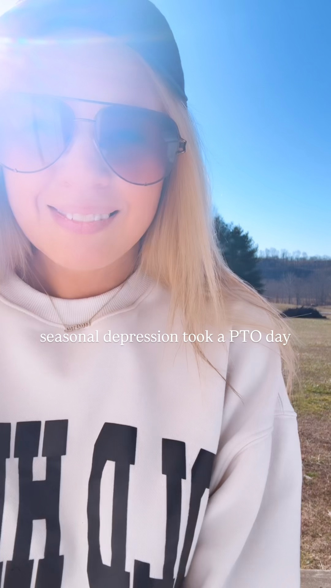 GOLD HINGE SWEATSHIRT
AMAZON SHORTS
ALO HAT
NEW BALANCE SNEAKERS 


#LTKootd #LTKfitnessgoals #LTKSeasonal