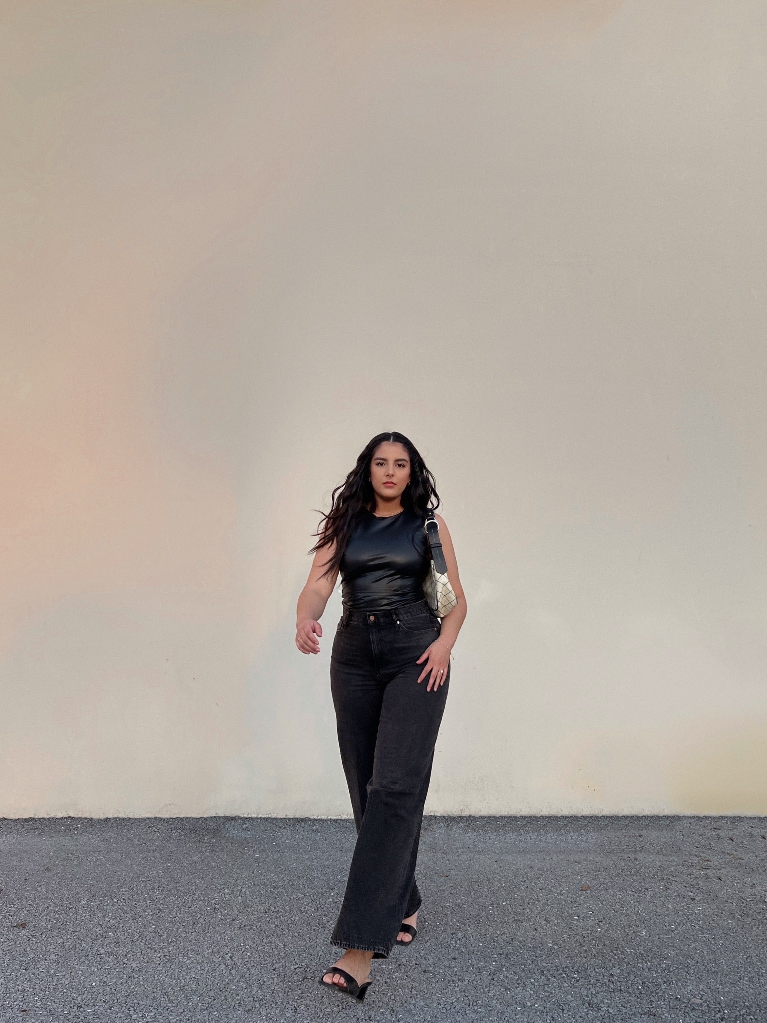 Heading into fall with the best staple pieces of them all 🖤🫶🏻

#expresspartner #expressyou #sponsored 

#LTKcurves #LTKunder100 #LTKstyletip