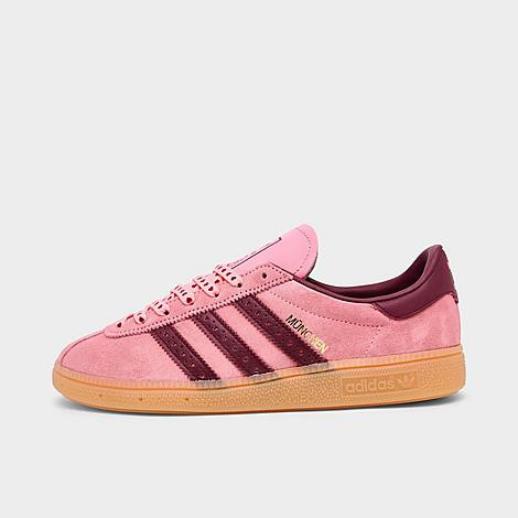 adidas Women's Originals München SE Valentine's Day Casual Shoes in Pink Spark/Shadow Red/Gum Size: 7.0 | Finish Line (US)