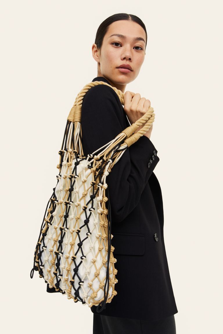 Net Pouch Bag | H&M (US + CA)