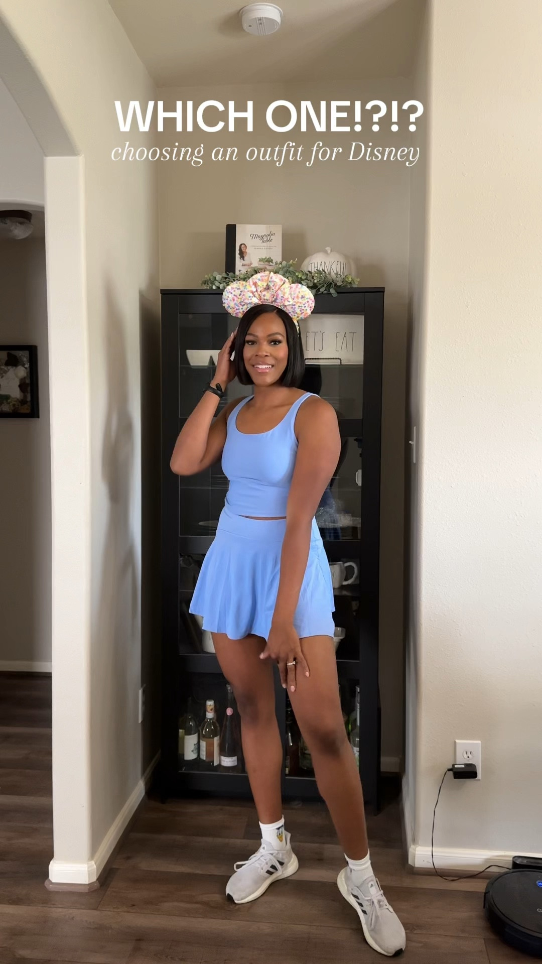 Disney world park outfit!


Disney fashion
Disney outfit 
Disney ootd 
Disney park 
Athletic wear 