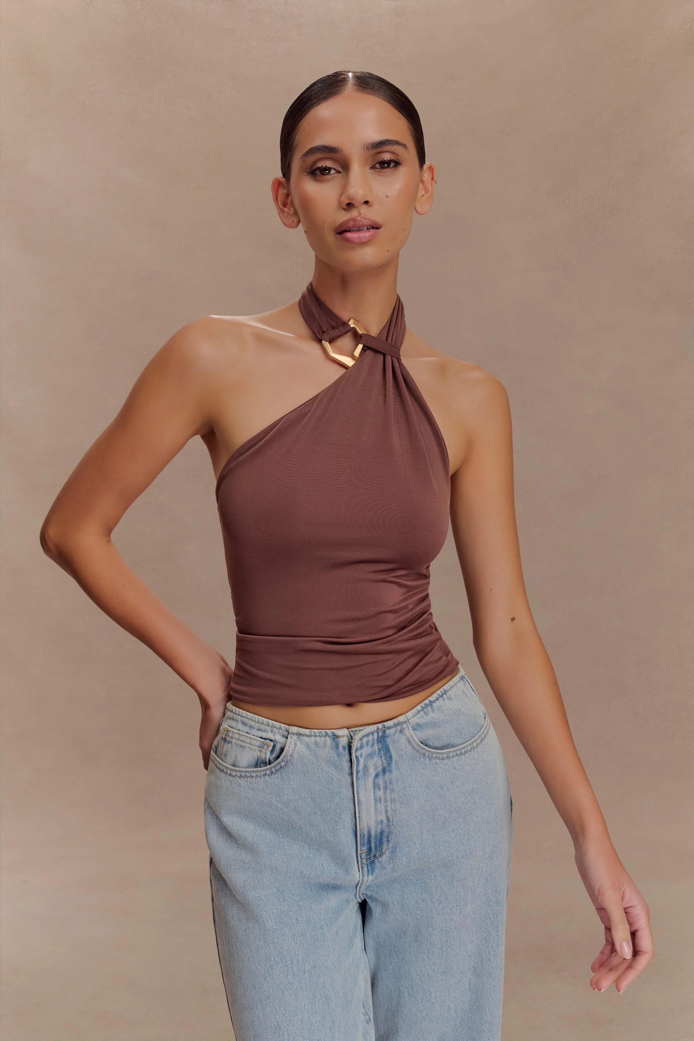 Mariposa Slinky Halter Top - Chocolate | MESHKI US