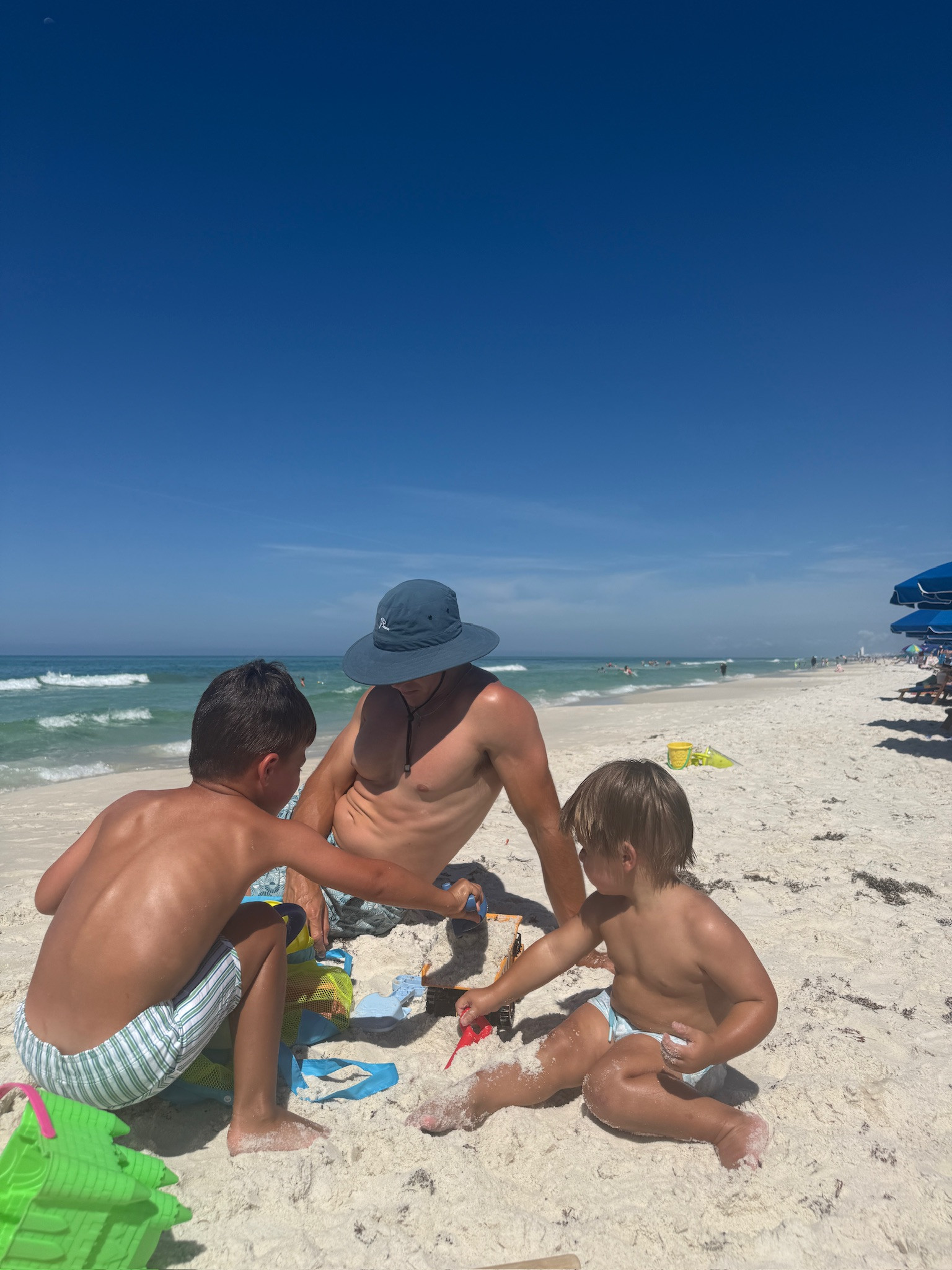 beach activities 🩵

amazon, minnow, family fashion, family outfits, family vacay outfits, summer outfits, grace white

#LTKKids #LTKMens #LTKmomlife