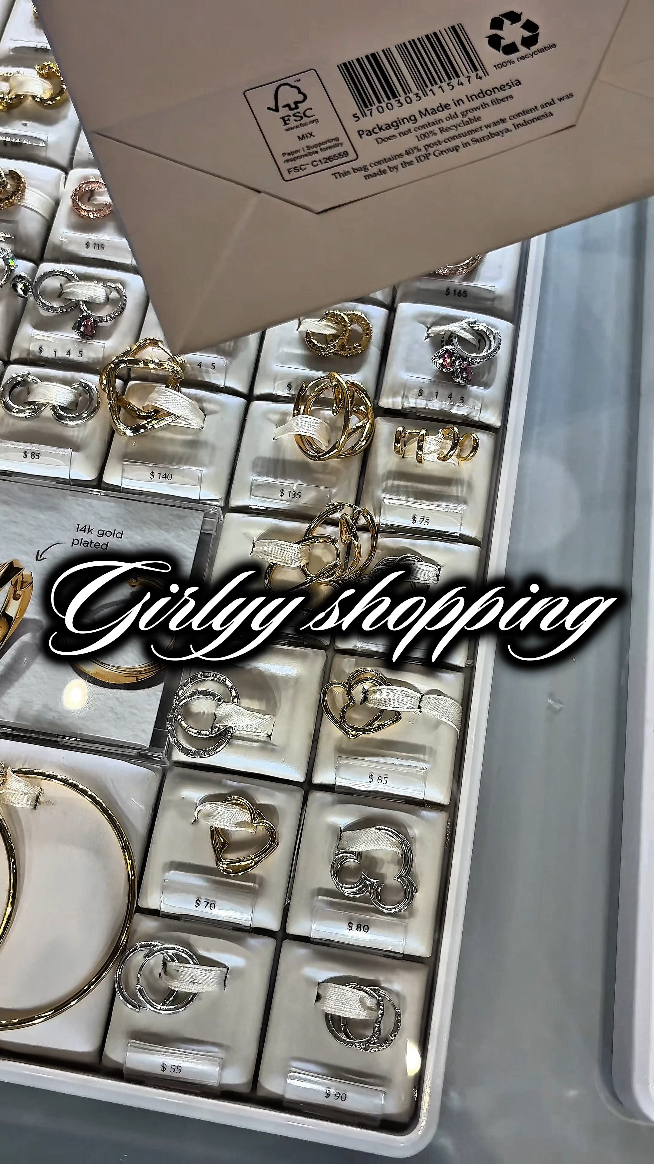 Black Friday shopping at Pandora and Bath & Body works🎀
•
•

#LTKvlog #LTKBeauty #LTKFindsUnder50