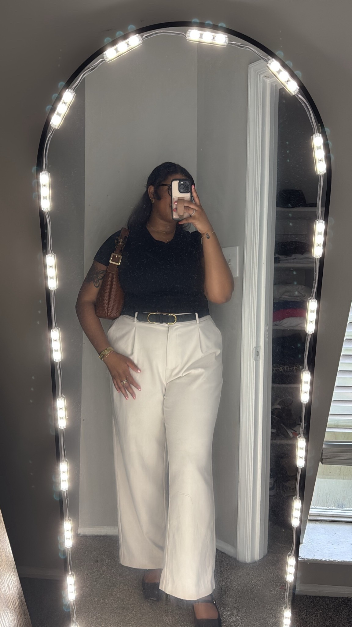 Starting the week in neutrals 🤎🖤 This was my Monday office fit: tailored cream trousers, a classic black tee, and my fave brown tote to pull it all together. Effortless, polished, and comfy enough to wear all day at my desk.

#LTKWorkwear #NeutralStyle #OfficeOutfit #OldNavyStyle #TargetStyle #MondayOOTD #LTKUnder100 #WhatIWoreToWork


#LTKFindsUnder50 #LTKItBag #LTKWorkwear