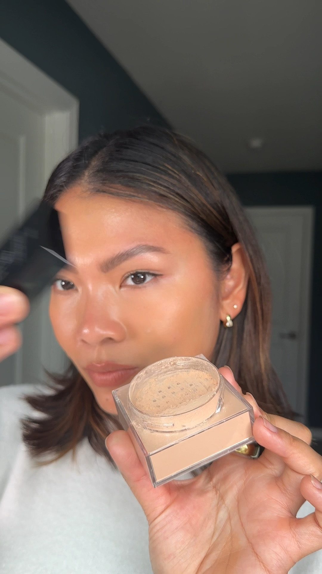 Blurring powder for skin texturee