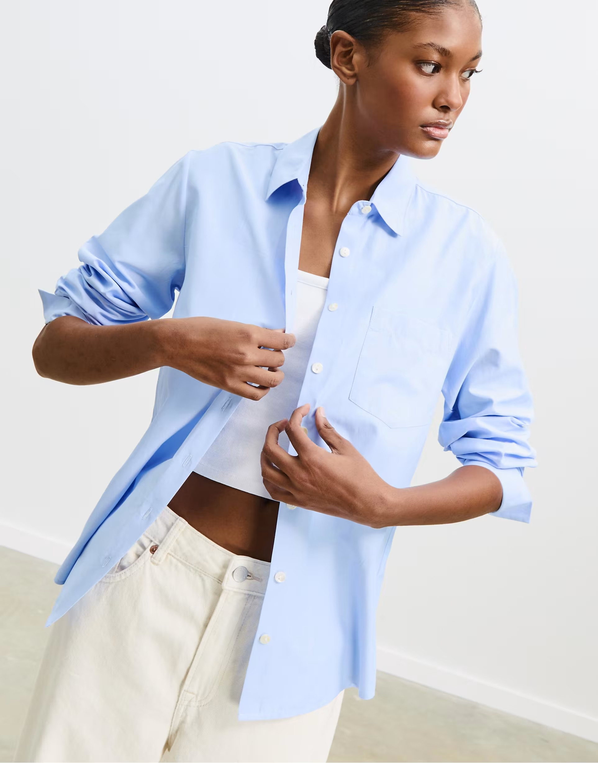 Stradivarius Basic poplin shirt with pocket in sky blue | ASOS | ASOS (Global)
