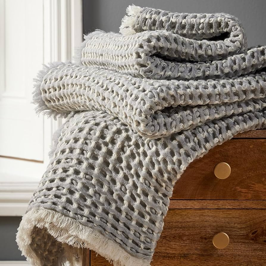 Christy Lisbon Warm Cosy Throw | Wool Cotton Blend Blanket | Waffle Weave | 140cm x 180cm | Grey | Amazon (UK)