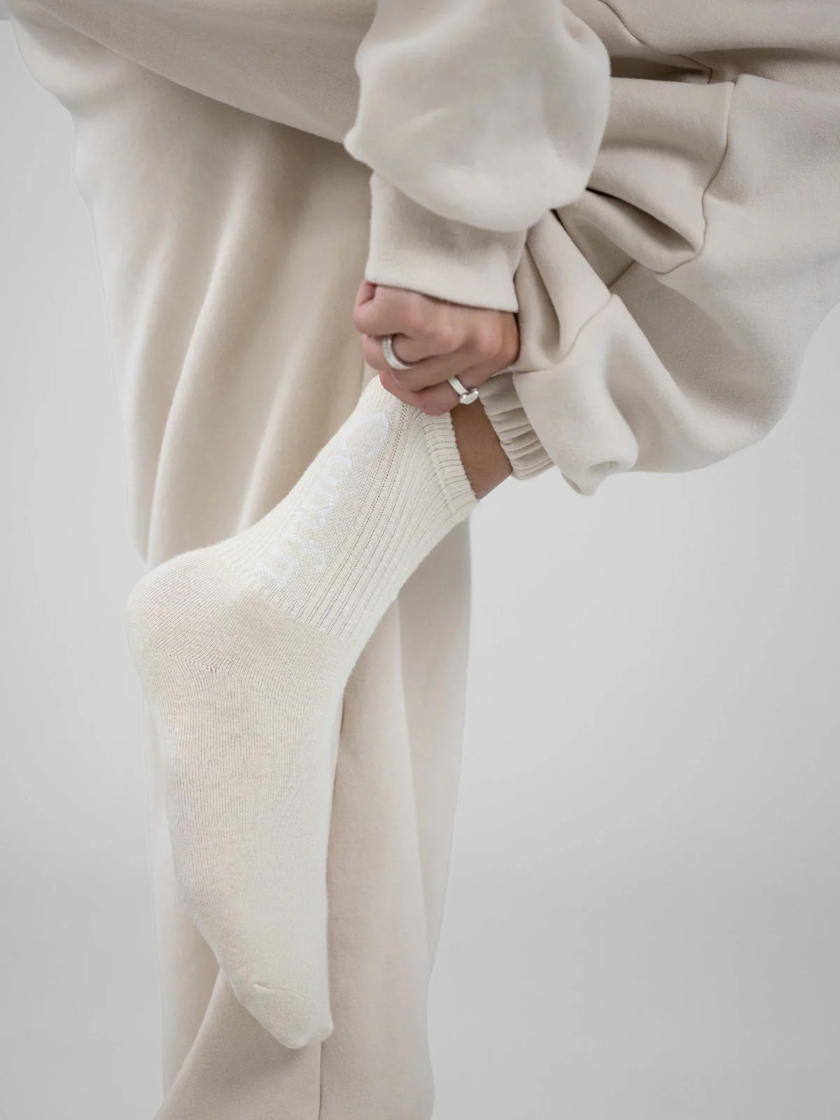 Comfrt Signature Mid Length Socks | Bone | Ivory | S/M | Comfrt