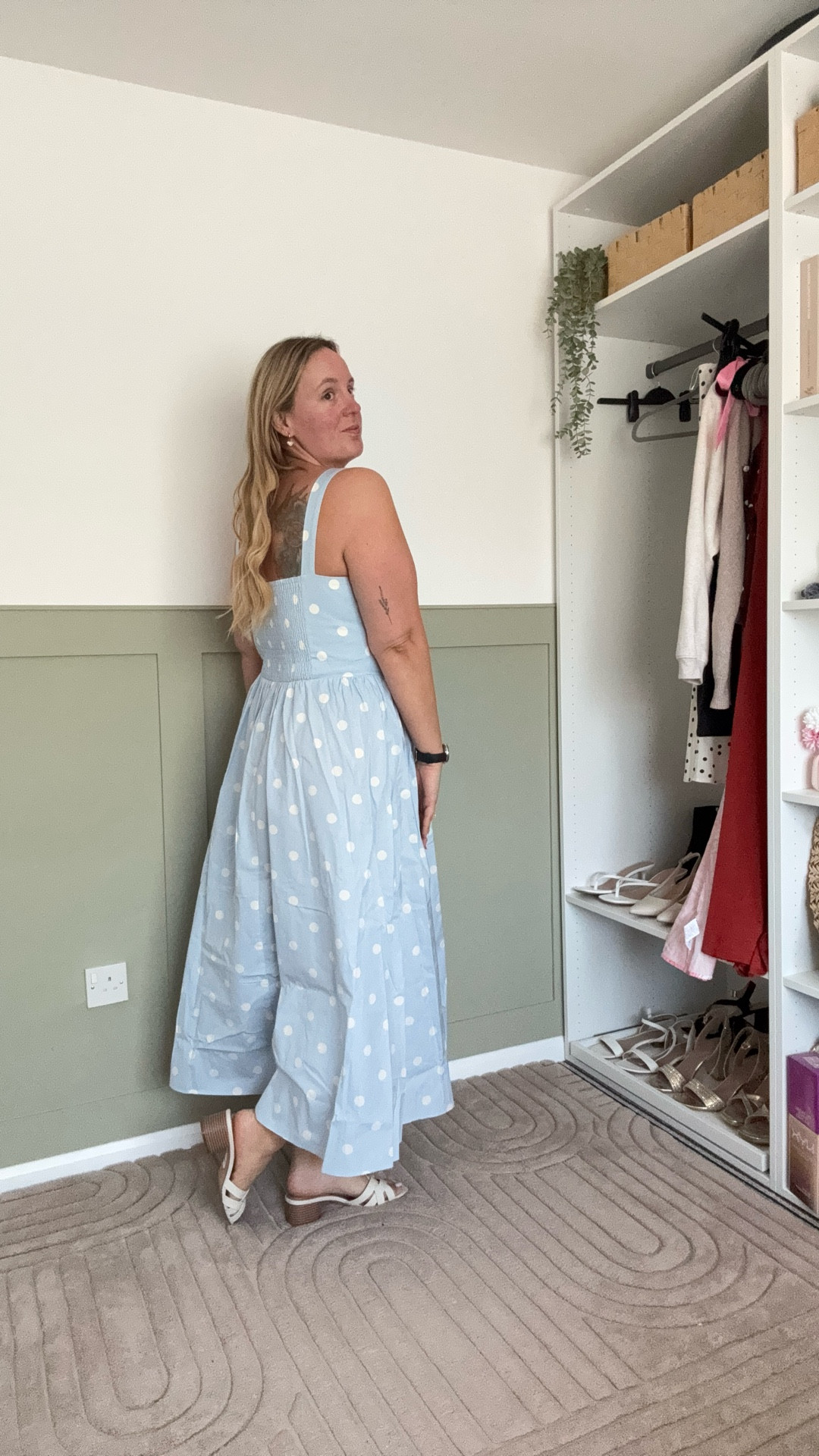 The polkadot obsession continues. Oh, and it’s so much easier when this dress is only £10! 

@Primark #polkadot #majorfinds 

#LTKsummer #LTKdatenight #LTKdresses