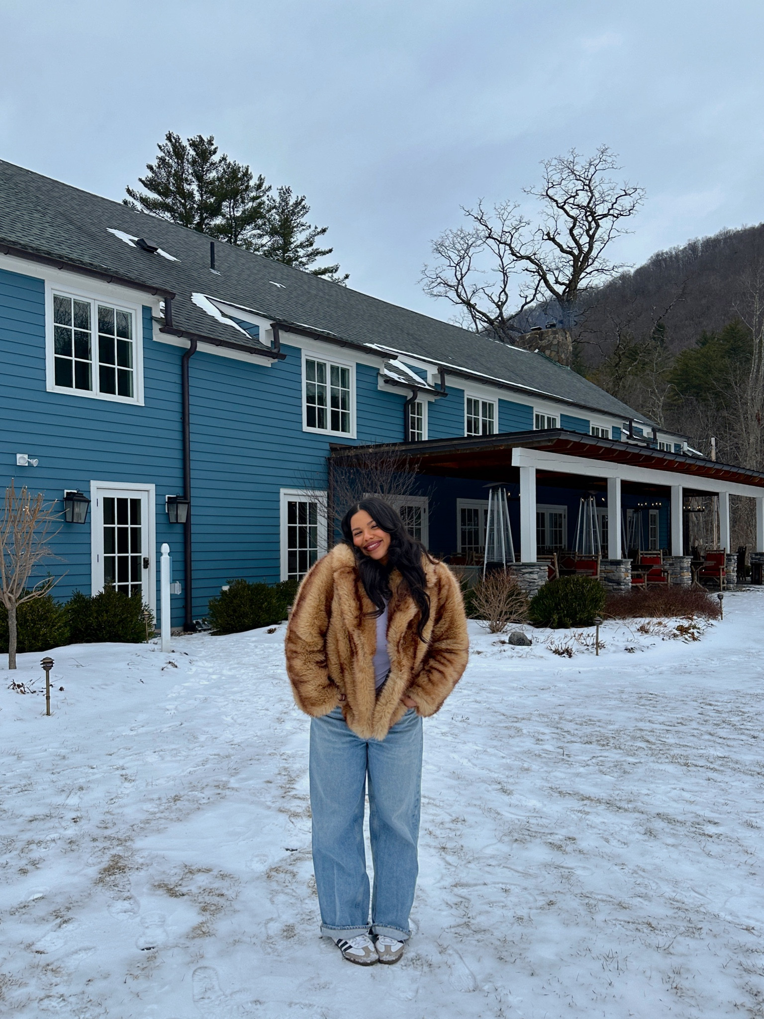 Snowy vacation outfit inspo 

#LTKSeasonal #LTKMidsize #LTKStyleTip