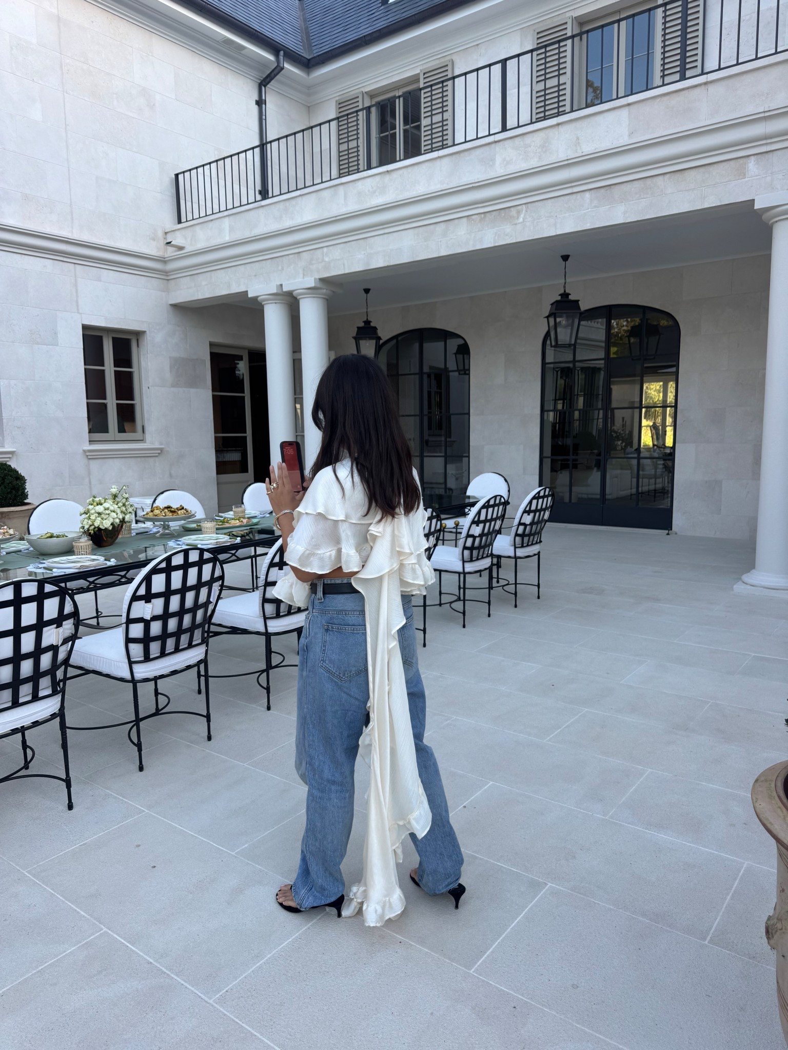 Caroline wearing one of my fave tops 