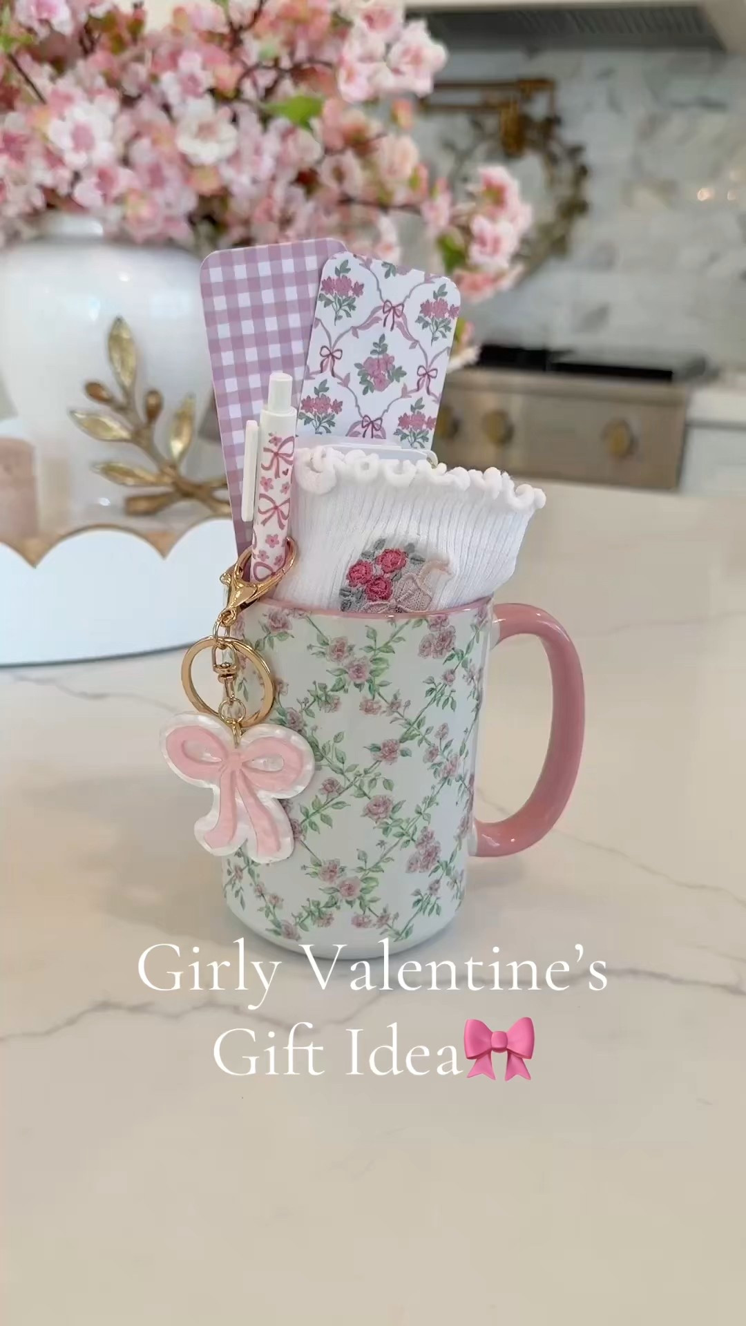 Girly Valentine’s Day gift idea!🎀🌸

#LTKSaleAlert #LTKValentine