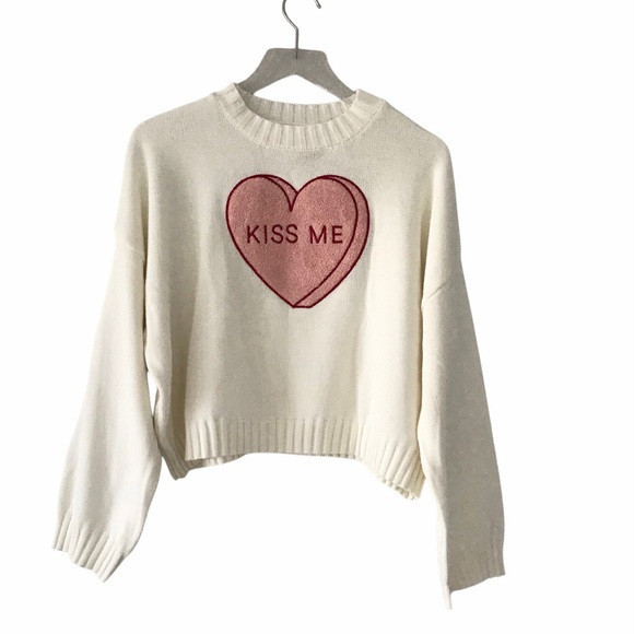 Jessica Simpson Cream Tufted Pink Red Heart “KISS ME” Sweater Size L | Poshmark