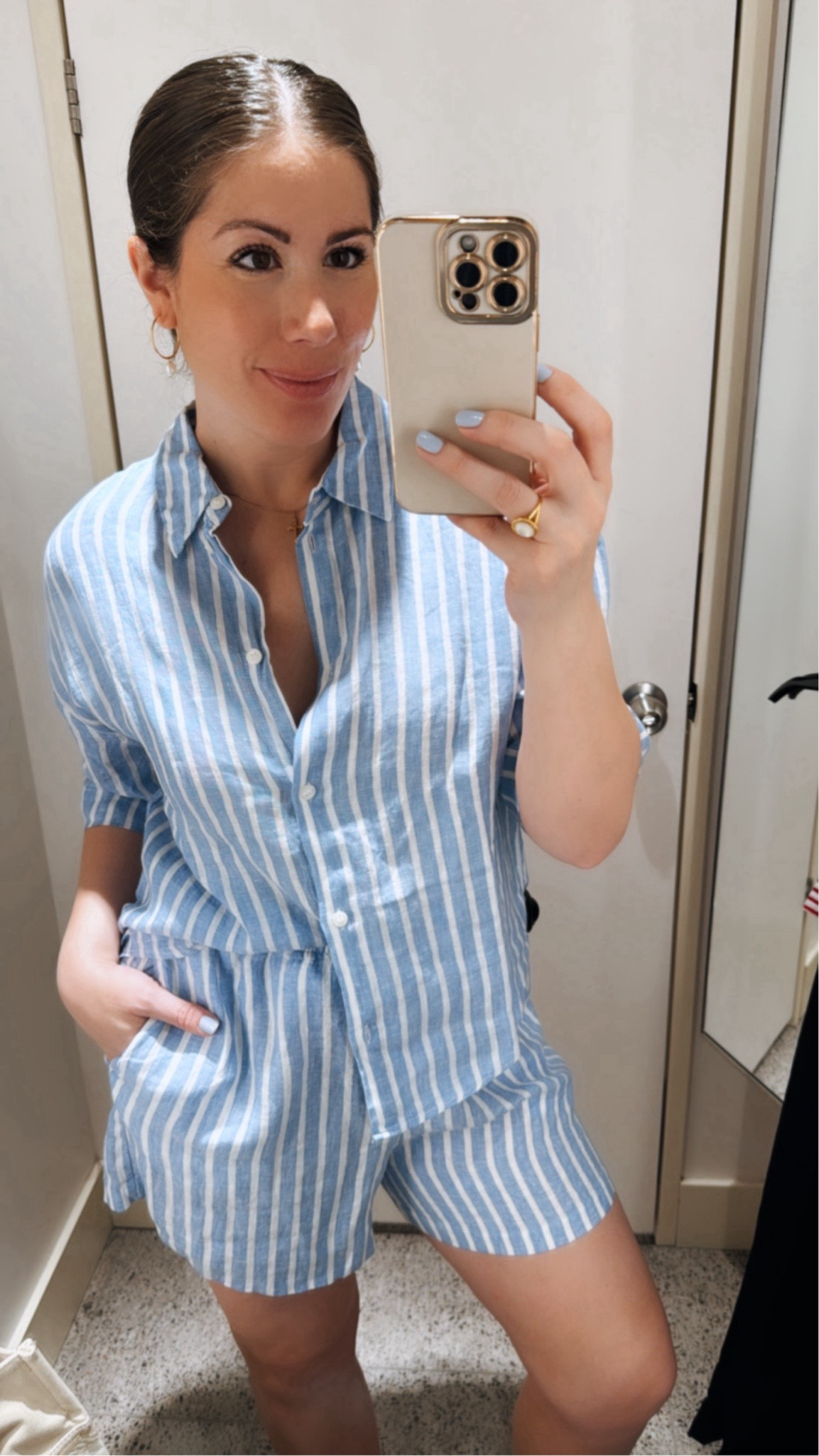 Linen shorts and linen shirt from H&M.  Great for summer outfits and vacation outfits. 

#LTKfindsunder50 #LTKstyletip #LTKtravel

Linen shirts, linen set, linen shirt, linen outfit casual, linen short set

#liketkit #LTKSeasonal #LTKFindsUnder100 #LTKMidsize
@shop.ltk
https://liketk.it/4Gtlo

#LTKStyleTip #LTKOver40 #LTKActive