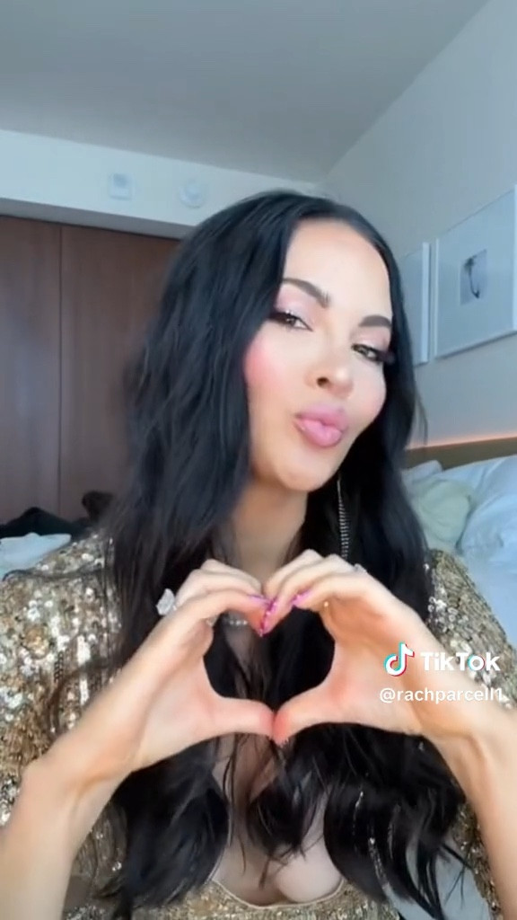 Eras Tour makeup part 2! 

#LTKFestival #LTKFind #LTKbeauty