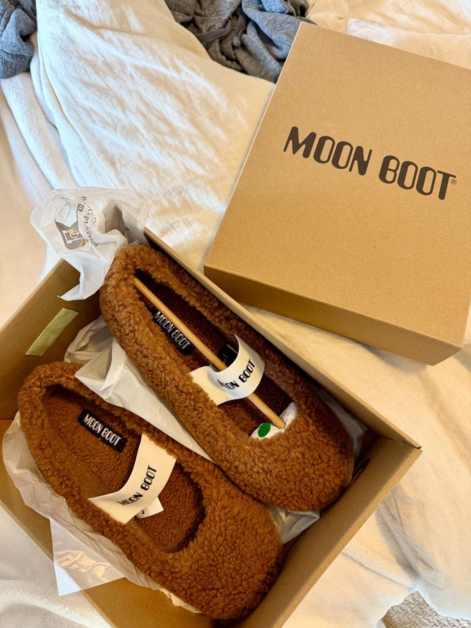 Winters not over yet! And I don’t like cold feet! 

#LTKSpringSale #LTKhaul #LTKunboxing