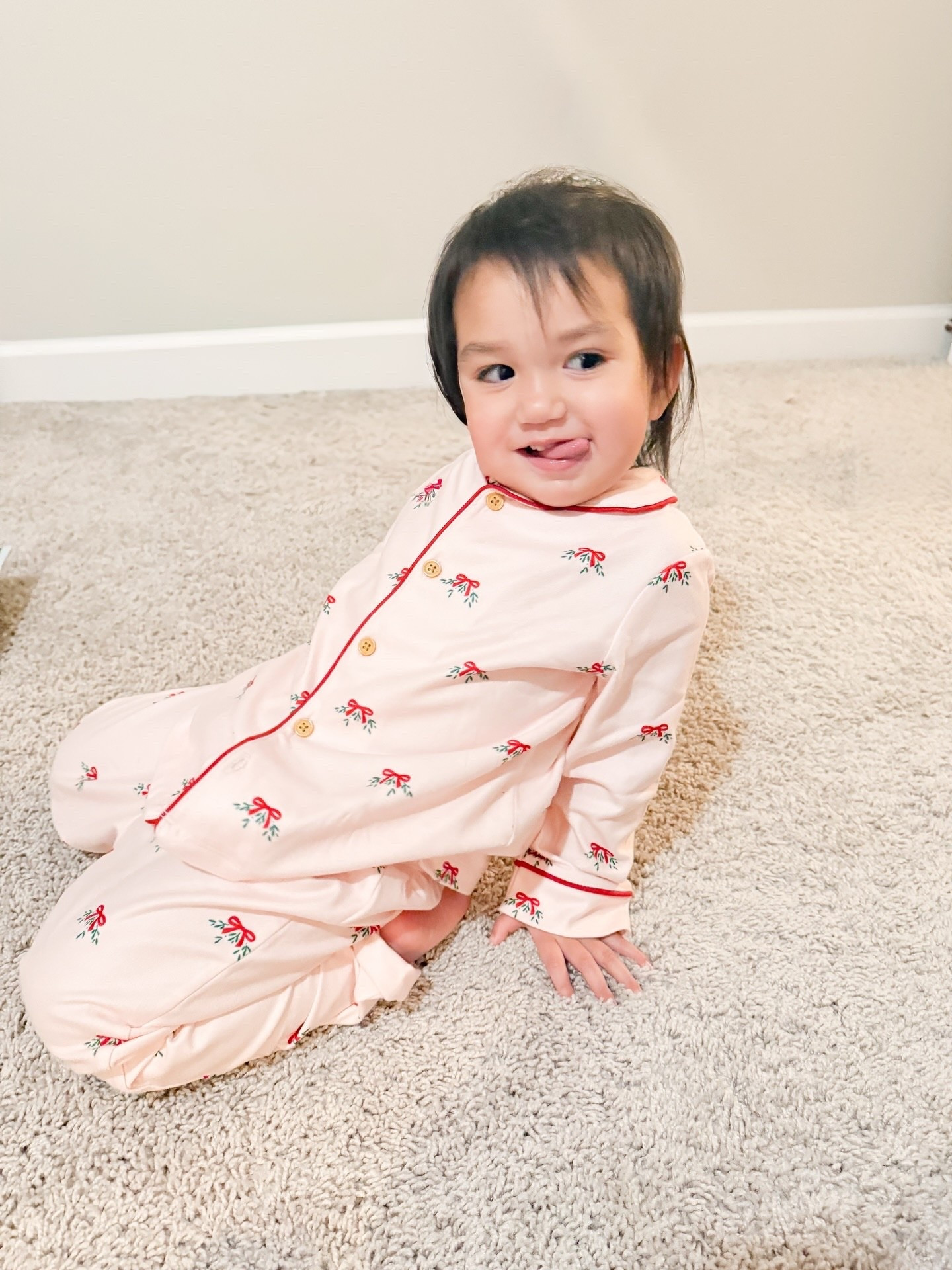 Are you kidding me?! Why is she so stinking cute? 🥹😂 Her pajamas are on sale and you better believe little sis and big sis are going to be matching 🤩 

#target #targetfinds #targetkids #targetdeals #targetstyle #targetmom #targetsales #cloudisland #targetcloudisland