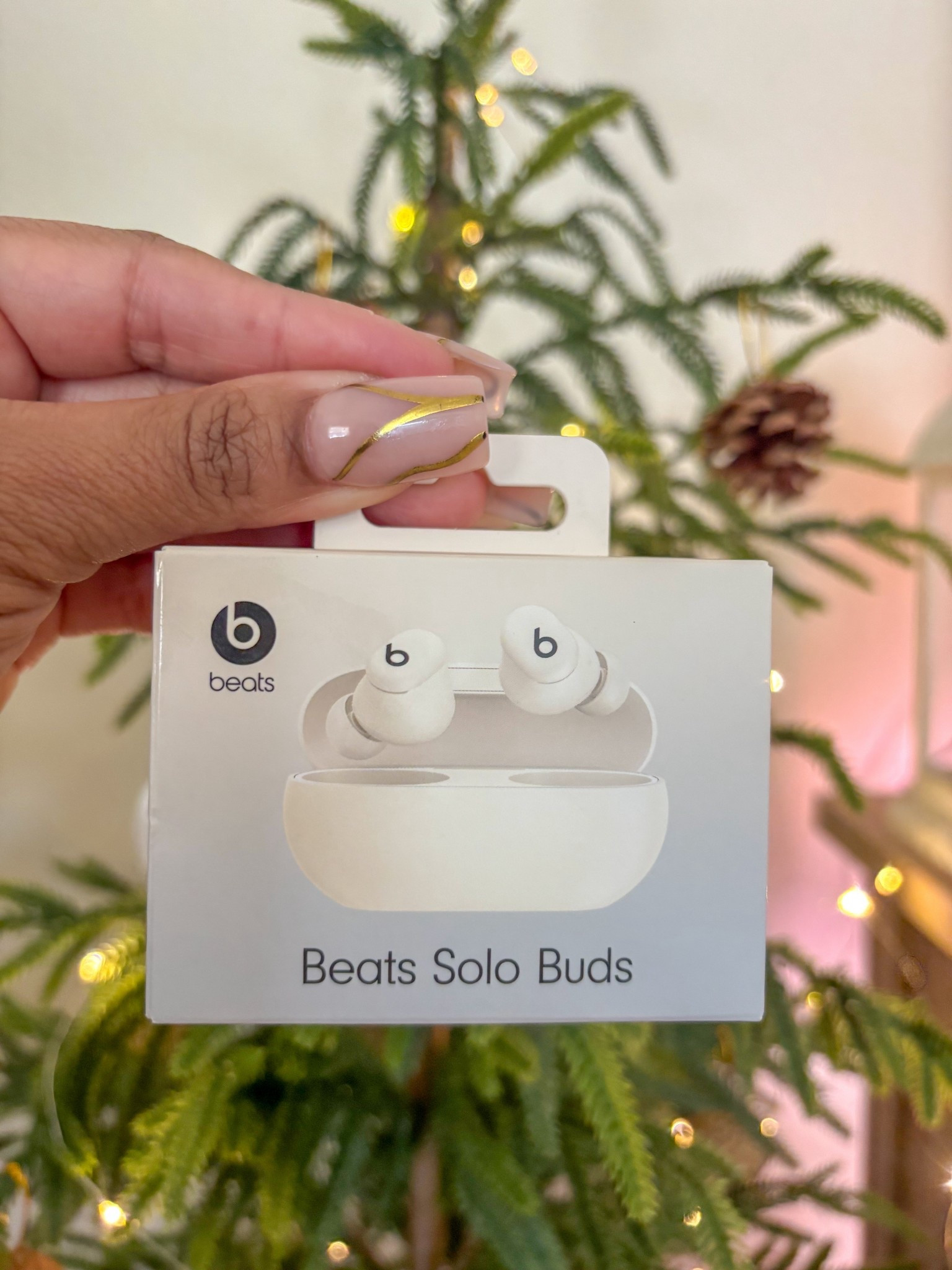 $39 Beats wireless earphones = easiest gift ever! Perfect for stockings, secret Santa, or just spoiling yourself 🎶🎄 #stockingstuffer#giftideas

#LTKGiftGuide #LTKHoliday #LTKCyberWeek