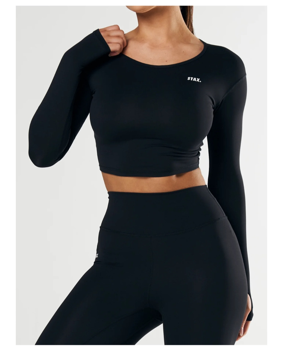 Perfect winter cover up! Also give such a gorgeous elegant neckline

#LTKstyletip #LTKActive #LTKfitness