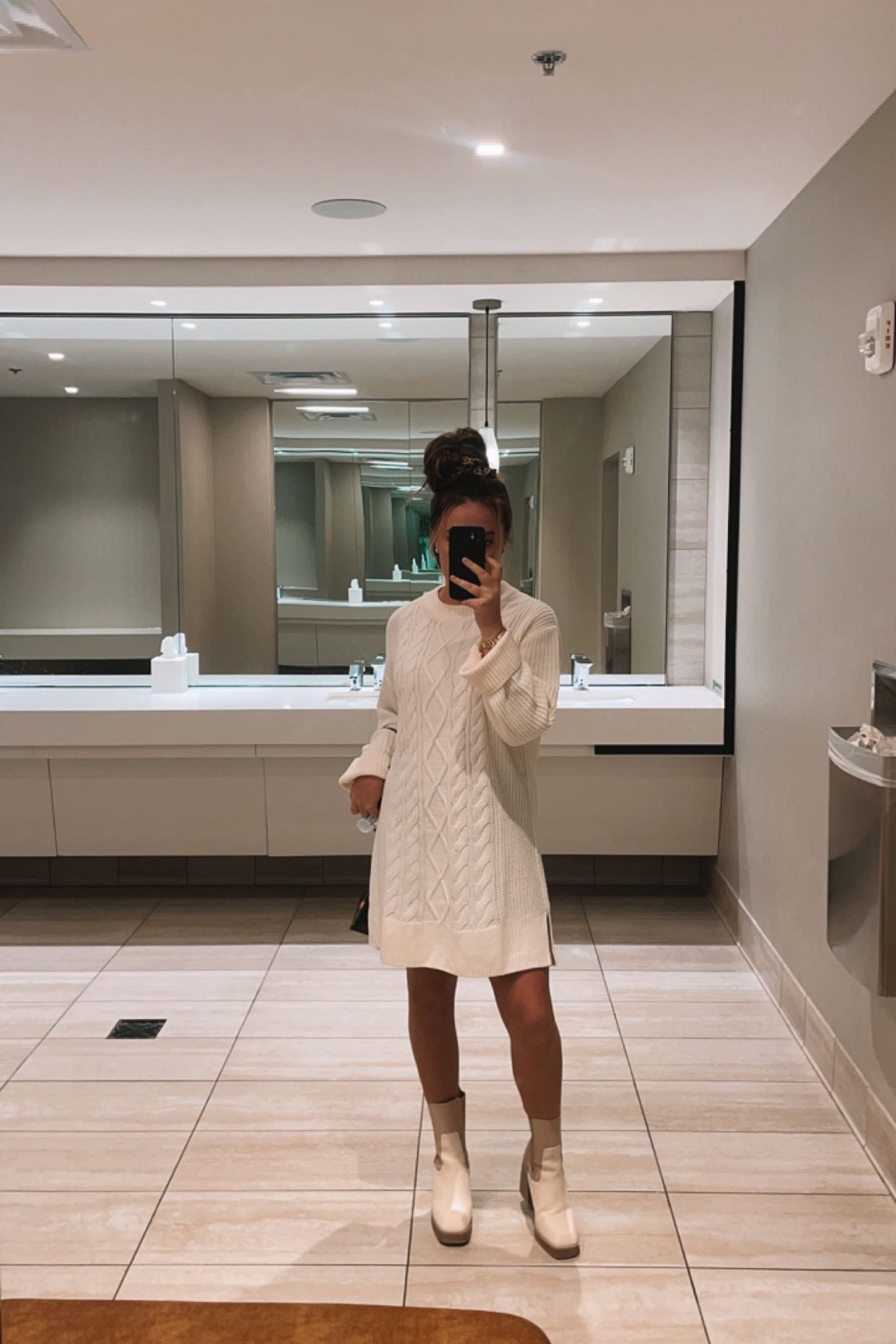 Holiday party vibes :-)
•

#fashion #fashionista #ltkunder50 #photooftheday #outfit #inspiration #shopping #hiking #beautiful #beauty 
#love #selfcare #happy #health #photography #selflove #ootd #beauty #makeupartist #liketoknowit #bossbabe #style

#LTKHoliday #LTKparties #LTKGiftGuide