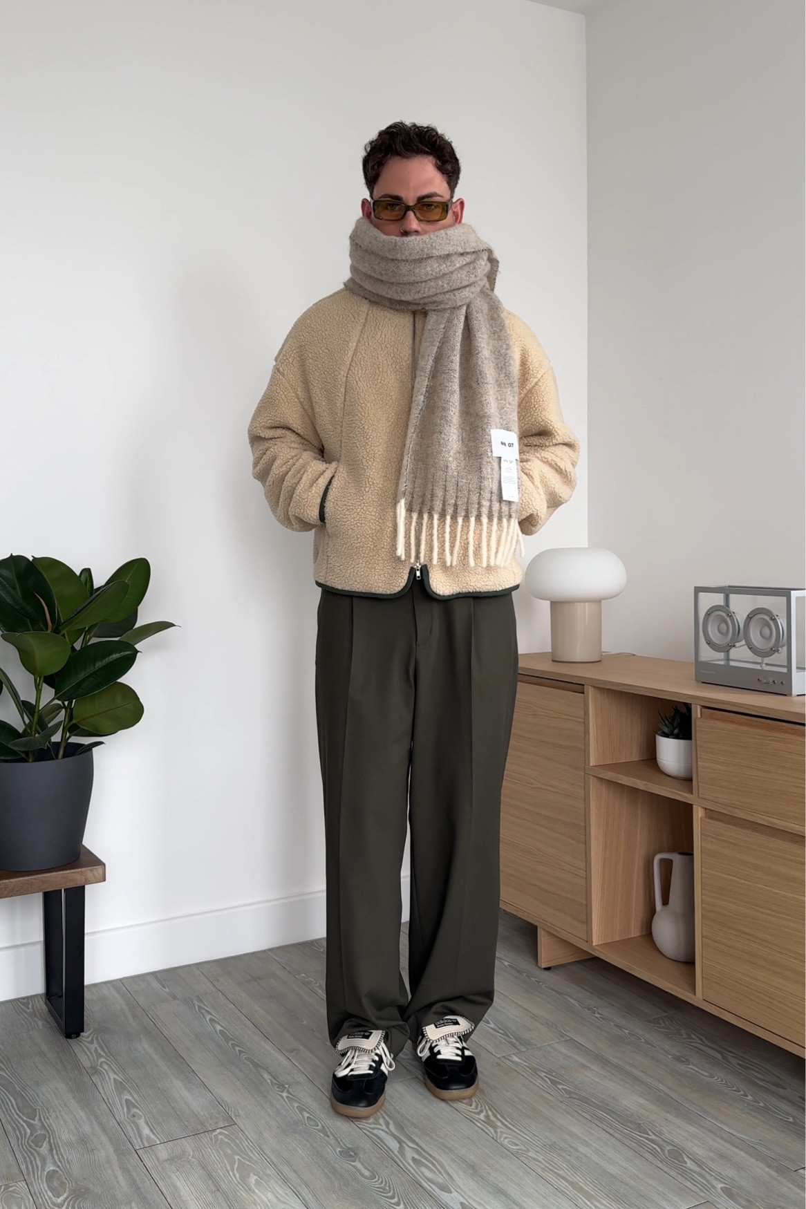 Mens fleece, wide leg trousers, pleated trousers, chunky scarf, men’s sneakers 

#LTKeurope #LTKmens