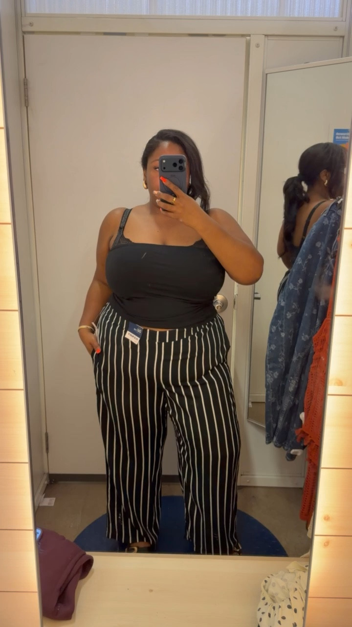 ✨ You guys know I love wide-leg pants because they give me the hips I don’t have, and I’m loving these High-Waisted Playa Wide-Leg Pants. They’re currently 20% off, come in 5 other colors, and go up to a 4X. 
✨ I paired them with the Hug Double-Layer Tube Top, and I’m wearing an XXL in both.


#LTKPlusSize #LTKootd #LTKSaleAlert