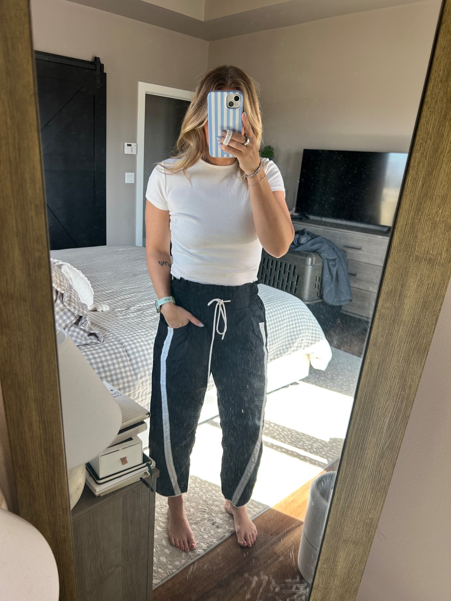 Small tee
Small FP Movement pants 

#LTKootd #LTKmomlife #LTKActive