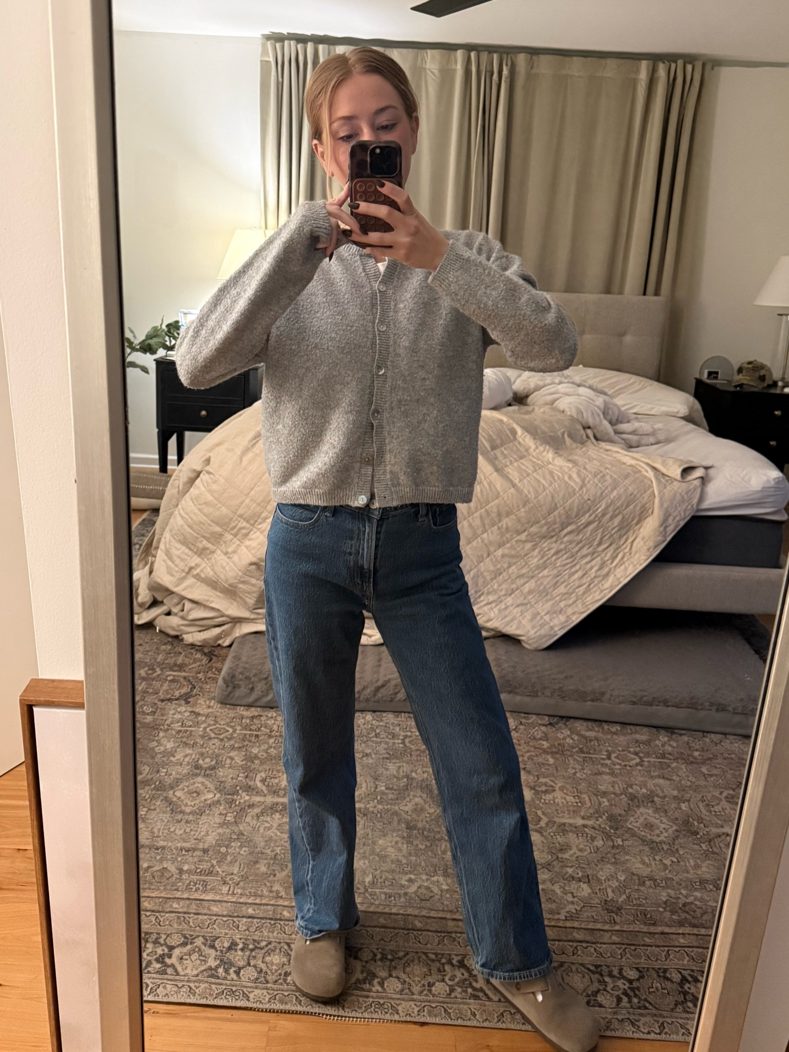 The sweater and jeans I wear on repeat! 

#LTKStyleTip