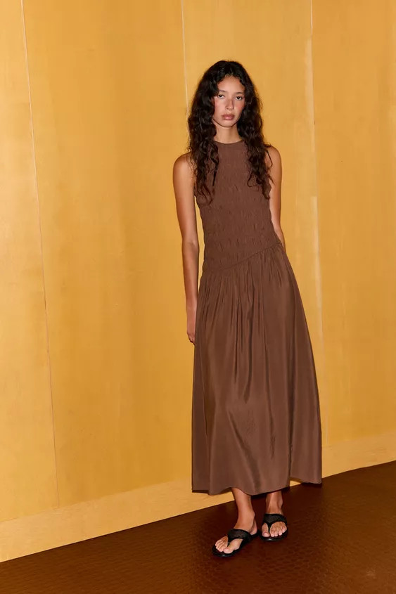 VOLUMINOUS MIDI DRESS | Zara UK