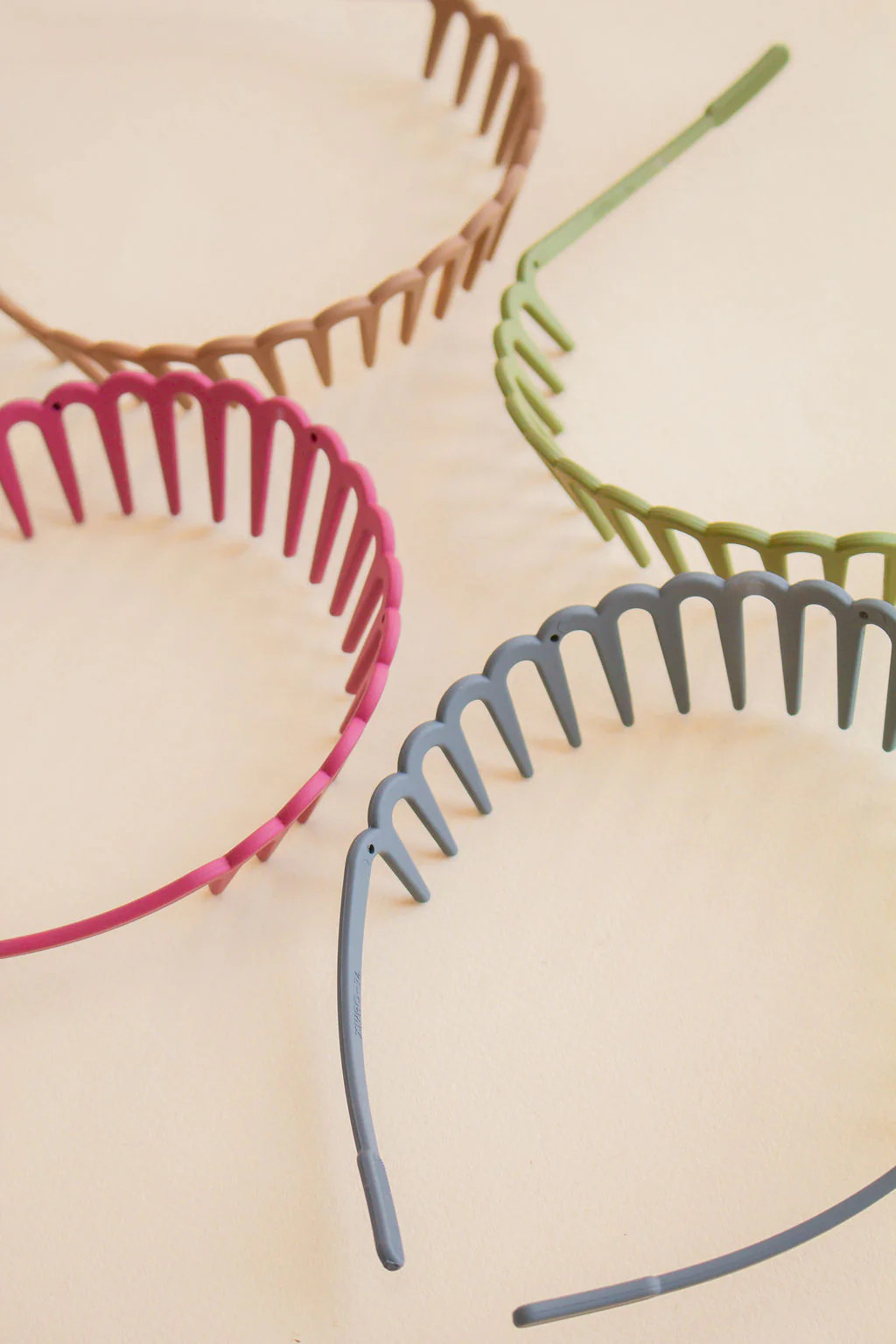 Wide Tooth Hard Headband | Shop Andi