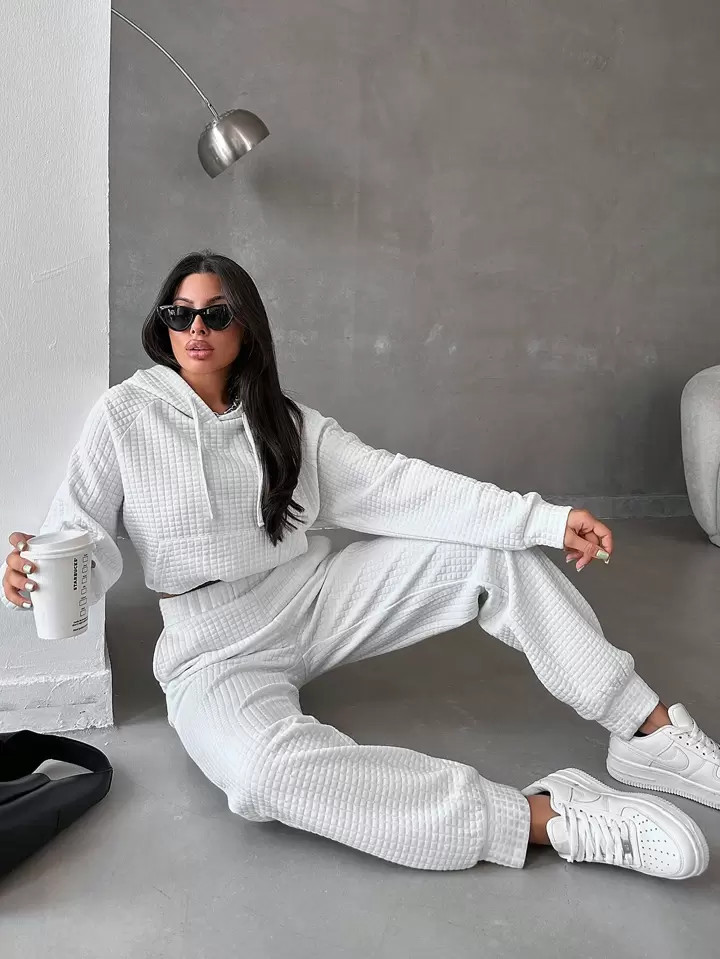 SHEIN Solid Color Hoodie And Sweatpants Set With Raglan Sleeve And Drawstring Design | SHEIN