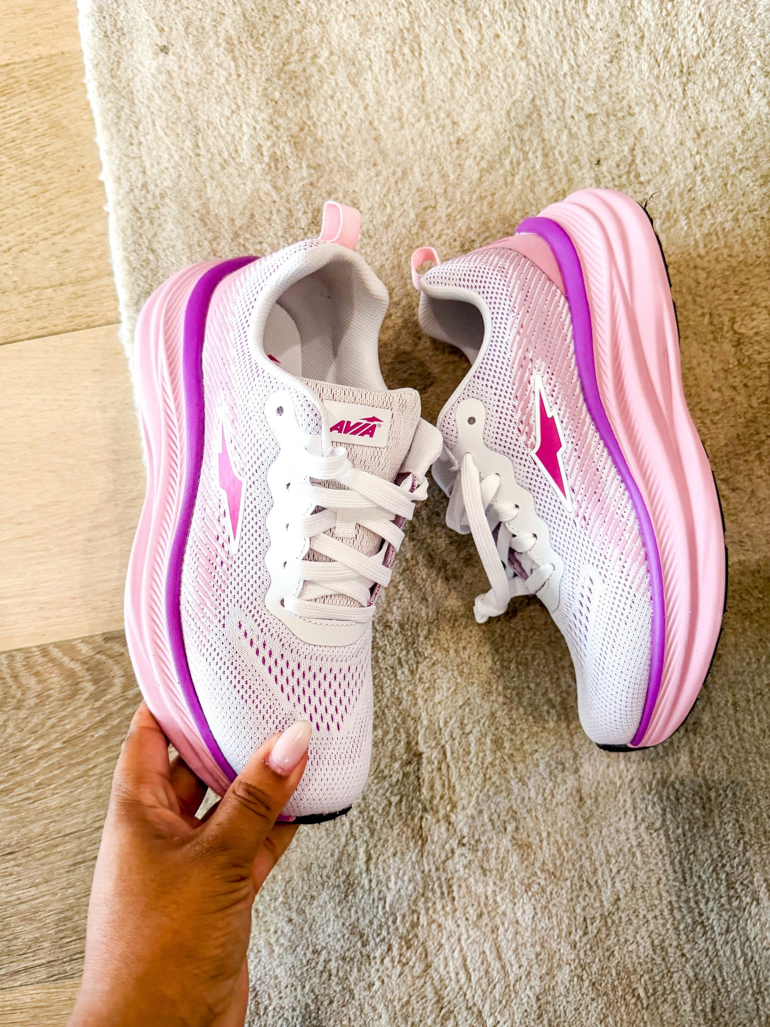 $25 sneakers that remind me of my $200 Hokas! 🙌🏾